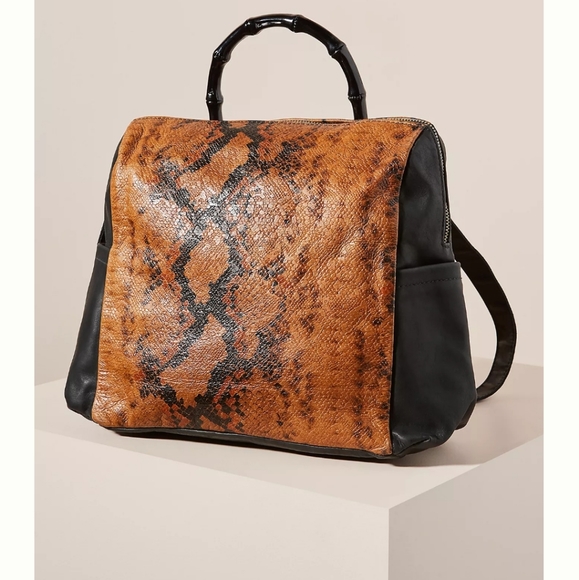 Sabrina Tach Giza Backpack main image 4